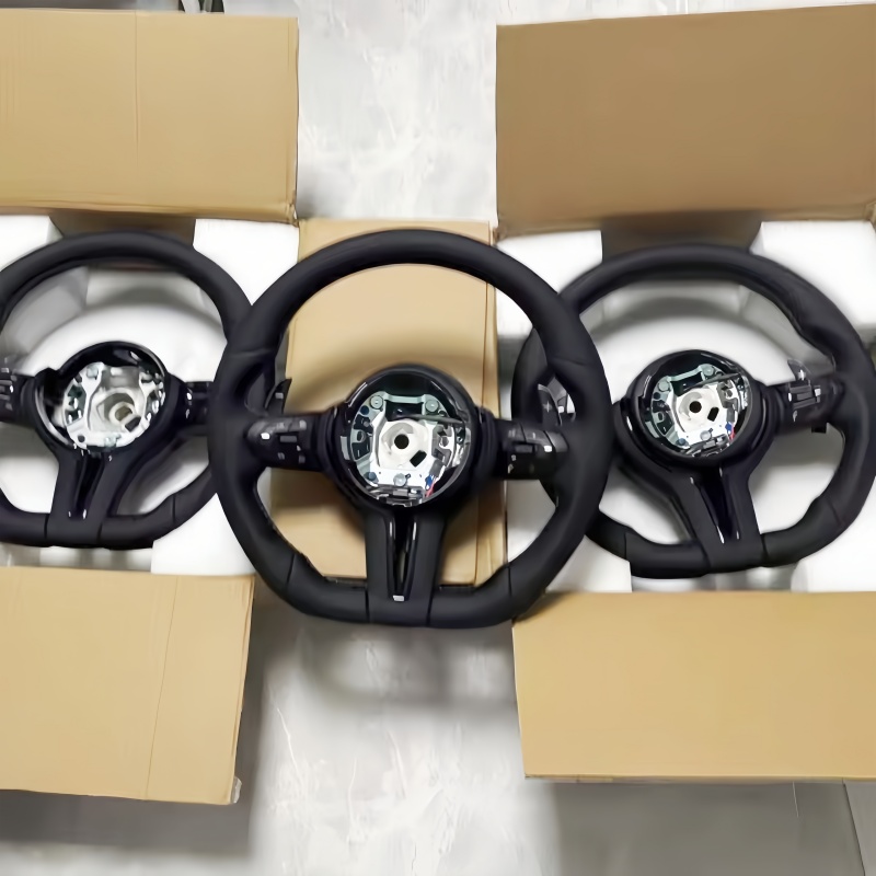 Interior Design Services - Volante de couro para BMW F10