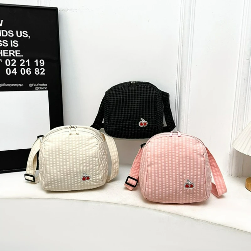Bolsa de Ombro Estilo Coreano  - Interior Design Korean Style avaliação e preço