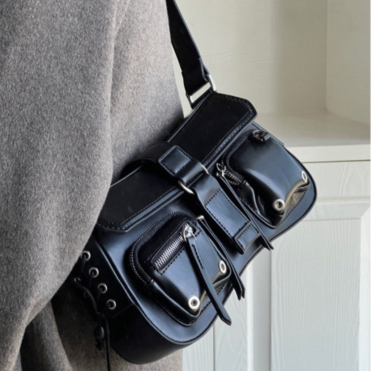 Bolsa de Ombro Feminina de Mod - Interior Design Korean Style avaliação e preço